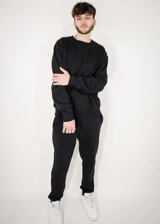 Black Heavy Blend Fleece Crew-Neck SweatSuit